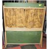 Image 1 : WOOD PUPPET SHOW STAGE