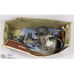 VINTAGE MADE IN ENGLAND GRINDER.