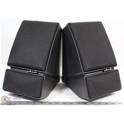 A PAIR OF POLK AUDIO M-SERIES BOOKSHELF SPEAKERS