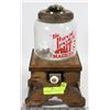 Image 1 : VINTAGE THE GREAT AMERICAN NUT MACHINE