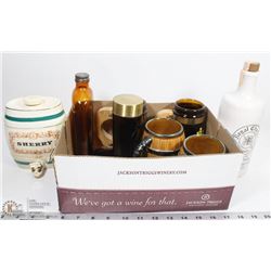 BOX OF VINTAGE LIQUOR BOTTLES AND COLLECTIBLES