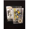 Image 1 : McFarlane Bobby Orr Legends Series 3