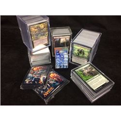 MAGIC THE GATHERING TRADING CARDS W/ DICE