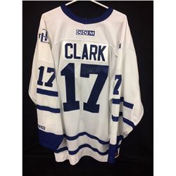 WENDEL CLARK SIGNED MAPLE LEAFS HOCKEY JERSEY