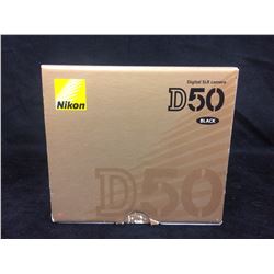 NIKON D50 CAMERA W/ EXTRA BATTERY, SD CARD & CABLES
