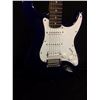 Image 2 : FENDER SQUIRE STRAT ELECTRIC GUITAR