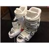 Image 1 : ROSSIGNOL SKI BOOTS (SIZE 9)