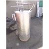 Image 1 : HOT WATER TANK