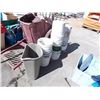 Image 1 : LOT OF BUCKETS
