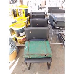 BLACK CHAIRS - 4 TTL