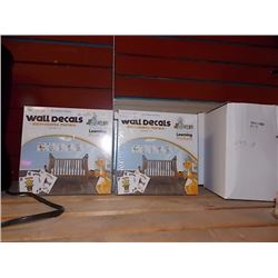 NEW WALL DECORATIONS KITS - 16 BXS TTL