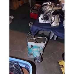 MAKITA PAINT / CEMENT MIXER