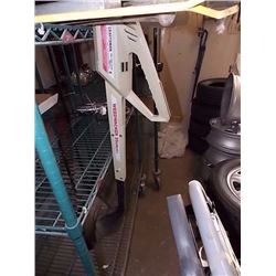 CRAFTSMAN ELECTRIC WEED WACKER - PS