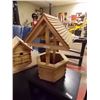 Image 1 : HAND CRAFTED WOOD WISHING WELL - 2'
