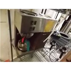 BUNN COFFEE MAKER - & 2 POTS
