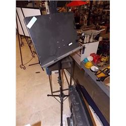 MUSIC STAND