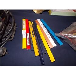 LOT OF CARPENTRY PENCILS