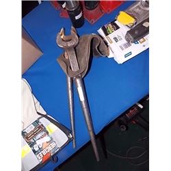 VINTAGE WRENCHES
