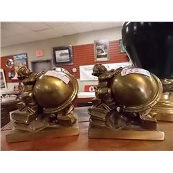 BRASS CRAFTED USA WORLD & MAN - 2 TTL