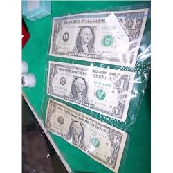 PAPER MONEY - AMERICAN $1 - 3 TTL