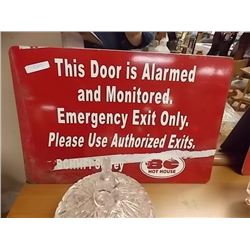 METAL DOOR ALARM SIGN