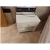 Image 1 : WHITE SIDE TABLE - 1 DRAWER