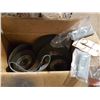 Image 1 : Box with Abrasive contain