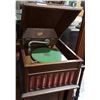 Image 1 : PATHE GRAMMOPHONE