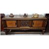 Image 1 : GERMAN CARVED FIGURAL SIDEBOARD