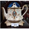 Image 1 : VICTORIAN ADAMS TEAPOT AND TRIVET