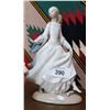 Image 1 : LLADRO FIGURINE OF CINDERELLA