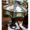 Image 1 : VINTAGE TIFFANY STYLE STAINED GLASS TABLE LAMP