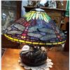 Image 2 : TIFFANY STYLE STAINED GLASS DRAGONFLY TABLE LAMP