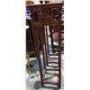 Image 1 : ASIAN HIGHLY CARVED PLANT STAND