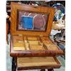 Image 2 : VICTORIAN INLAID SEWING STAND