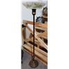Image 1 : TORCHIERE LAMP