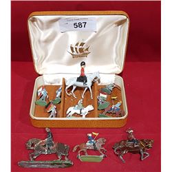 COLLECTION OF 11 LEAD TOY SOLDIERS