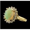 Image 1 : 2.42 ctw Opal and Diamond Ring - 14KT Yellow Gold