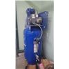 Image 2 : 1 QUINCY 5 H.P. 2 STAGE H.D. 80 GALLON INDUSTRIAL CAST IRON COMPRESSOR (LIKE NEW CONDITION)
