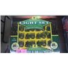 Image 4 : 1 BOX J.D. DECORATIVE LIGHT SET, J.D. SIGN PLUS J.D. DEALERSHIP  PRESTIGE SERIES, ERTL COLLECTIBLE 1