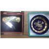 Image 3 : 1 BOX J.D. COLLECTIBLES, LOCK BLADE KNIFE IN WOODEN CASE, J.D. PORCELAIN 24 K GOLD TRIMMED COBALT BL