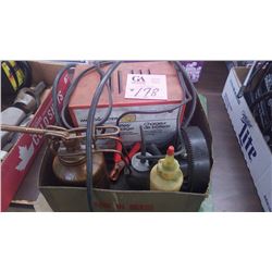 1 TRAY MOTO MASTER 12V BATTERY CHARGER, TAYLOR AMERICANA COLLECTIBLE J.D. THERMOMETER