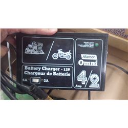 1 TRAY WITH ALLISON BATTERY CHARGER, TAYLOR AMERICANA COLLECTIBLE THERMOMETER