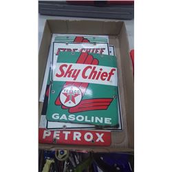 TRAY WITH PORCELAIN SIGNS OF TEXACO FIRE CHIEF AND TEXACO SKY CHIEF GASOLINE 1960'S