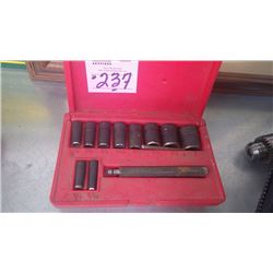 BLUE POINT 11 PIECE GASKET PUNCH SET