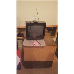 14" TOSHIBA PORTABLE TV, WOOD BOX ON WHEELS, CUTTING BOARD AND WALL MIRROR
