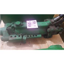 J.D. DELUXE ADJUSTABLE HYDRAULIC CYLINDER