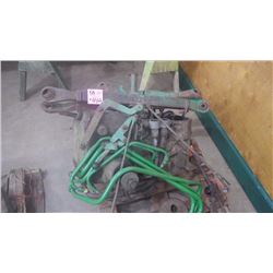 J.D. 3 PT. HITCH ASSEMBLY FOR "720" - "730" TRACTOR