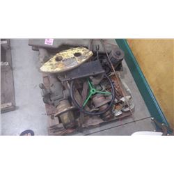 PALLET OF "720" - "730" FRONT WEIGHT, ADJUSTABLE  FRONT AXLE FOR STANDARD JOHN DEERE, PLUS PTO CLUTC