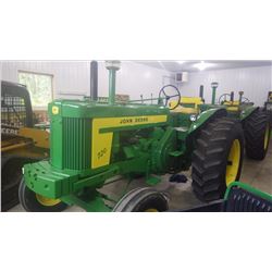 VERY RARE 720 JOHN DEERE STANDARD DIESEL SER# 7227024 ELECTRIC START. COMPLETE WITH DUAL HYDRAULICS,